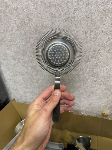 Digər mətbəx aksesuarları: Pincet 3.50azn Savok 8azn mətbəx ləvazimatı (bulka,desert tutan ) 3.5 — 11