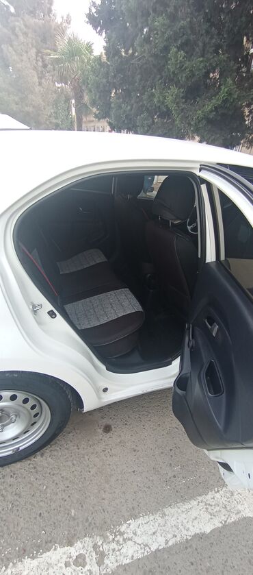Kia: Kia Rio: 1.2 l | 2012 il Hetçbek — 9