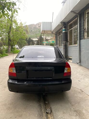 Hyundai: Hyundai Accent: 2006 г., 1.6 л, Механика, Бензин, Седан