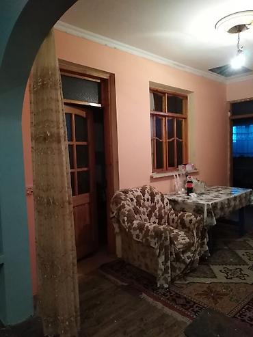 Həyət evləri və villalar: Bakıxanov qəs. 4 otaqlı, 136 kv. m, Kredit yoxdur, Orta təmir — 2