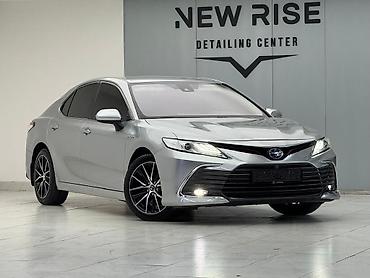 Toyota: Toyota Camry: 2020 г., 2.5 л, Автомат, Гибрид, Седан — 1