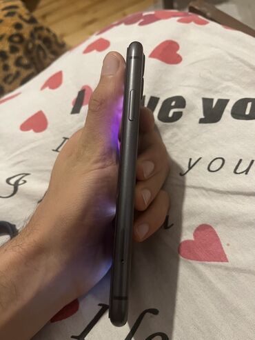умная колонка алиса купить в баку: Məhsul: Smartfon (qara/space gray rəngdə) Xüsusiyyətlər: - Korpus
