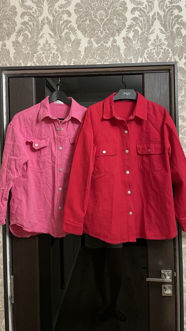 футболки платья: Продаю верхние рубашки, две расцветки (розовый, красный) Размер