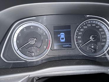 Hyundai: Hyundai Sonata: 2019 г., 2 л, Автомат, Бензин, Седан — 9