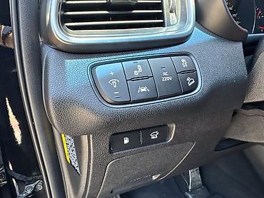 Kia: Kia Sorento: 2018 г., 2.2 л, Автомат, Бензин, Кроссовер — 15