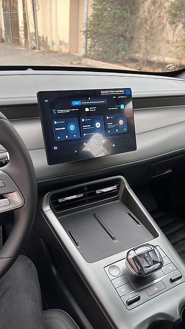 byd diskleri: BYD Qin Plus DM-i sedan - Geniş və aerodinamik kuzov, ağ rəng, tam — 5