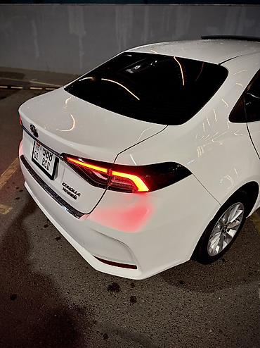 Toyota: Toyota Corolla: 2019 г., 1.8 л, Вариатор, Гибрид, Седан — 8