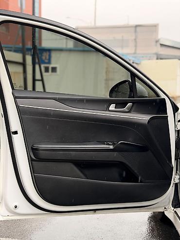 kia k7 2021: Kia K5: 2021 г., Седан — 9