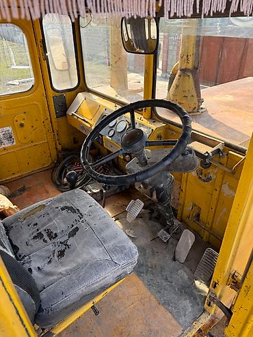 Тракторы Кировец: Трактор «Кировец» К-700А Год выпуска: 1982 Заводской номер: 8209205 — 13