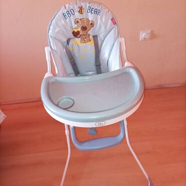 stolica za hranjenje bebe: Hranilica za bebe,ocuvana je samo mi fali deo za vezivanje.Ja ga licno