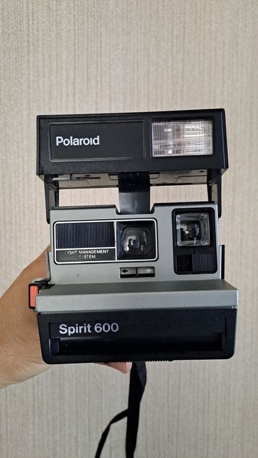 aspirator islenmis: Polaroid Spirit 600 instant fotoaparat - Polaroid 600 seriyası üçün