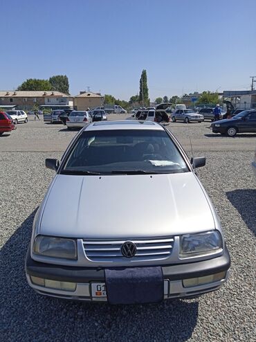 динамики гольф 4: Volkswagen Vento: 1995 г., 1.8 л, Механика, Бензин, Седан