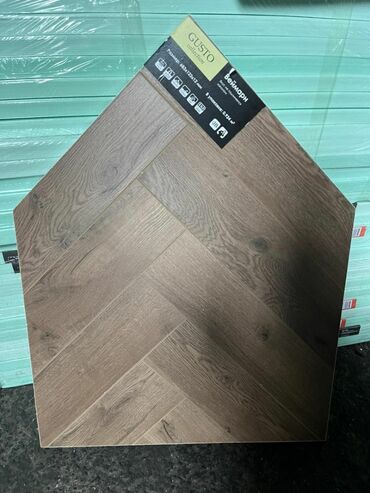 линолеум баку цена: GUSTO Collection – parket görünüşlü keramika plitə - Dizayn: klassik