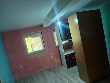 Kupujem kuću: Na prodaju prostrano seosko domaćinstvo sa velikim ograđenim placem i — 10