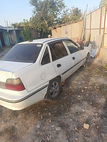 Daewoo Nexia: 1996 г., 1.5 л, Механика, Бензин, Седан at lalafo.kg — 3 Daewoo Nexia: 1996 г., 1.5 л, Механика, Бензин, Седан — 3