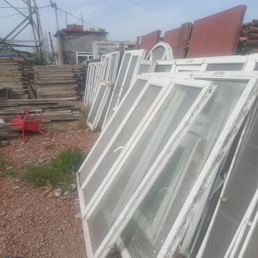 Giriş qapıları: Taxta qapi Demir darvaza Plastik pencere lalafo.az -da Giriş qapıları: Taxta qapi Demir darvaza Plastik pencere