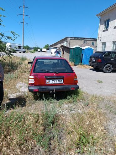 tayota runx: Nissan Sunny: 1985 г., 1.5 л, Механика, Бензин, Универсал