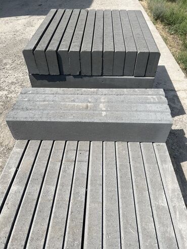 Евробрусчатка: Прессованная брусчатка Это тип тротуарной плитки, изготовленный — 10