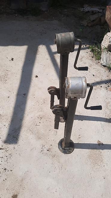 Sovet maşınlarının qaldırıcısı lalafo.az -da Sovet maşınlarının qaldırıcısı