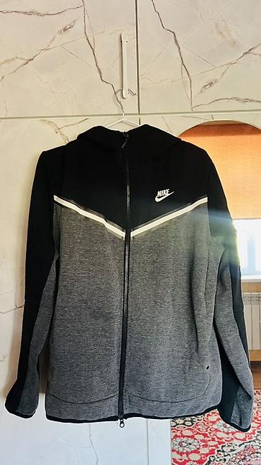 скупка одежд: Мужская толстовка, L, Nike, Б/у, цвет - Черный — 1