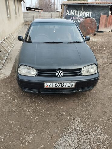 Volkswagen Golf: 1.6 л, Автомат, Бензин, Седан