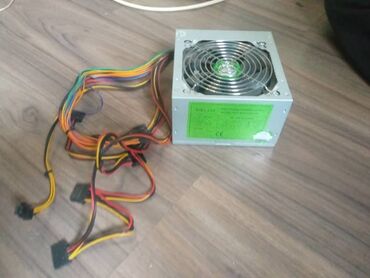 Другие комплектующие: Продаю блок питания на 300w офисный процессор i5 3340 процессор