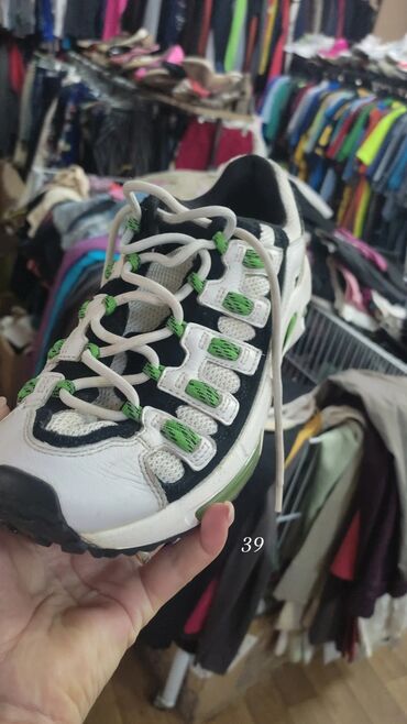 Кроссовки и спортивная обувь: Секонд хенд Сокулук — 24