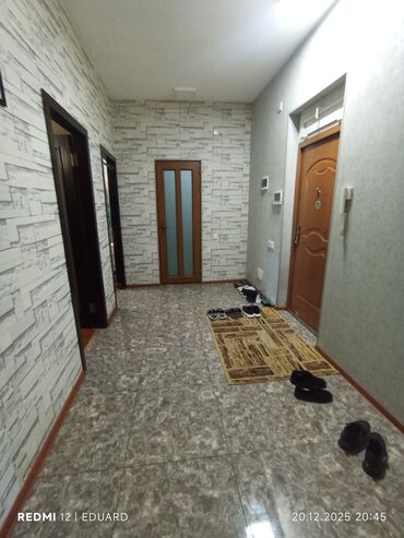 Uzunmüddətli kirayə mənzillər: Otaq yoldawi axdarilir evde hal hazirda bir nefer qalir 3 neferse — 1