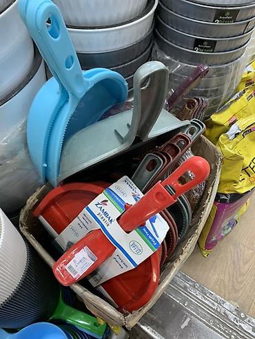 сав: Совок для мусора с ручкой Zambak Plastik - Материал: прочный пластик — 1