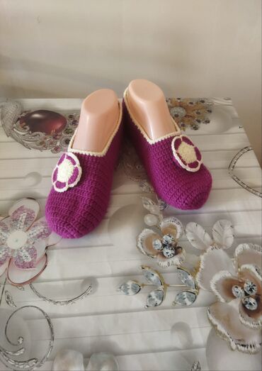 Kolqotkalar, corablar: Toxunma corab satılır Çatdırma pulsuzdur Whatsapp aktivdir istəyən — 9