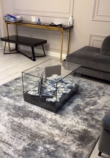 Sifarişlə jurnal masaları: Kvadrat masa, Açılmayan, Təkərsiz, Şüşə — 4