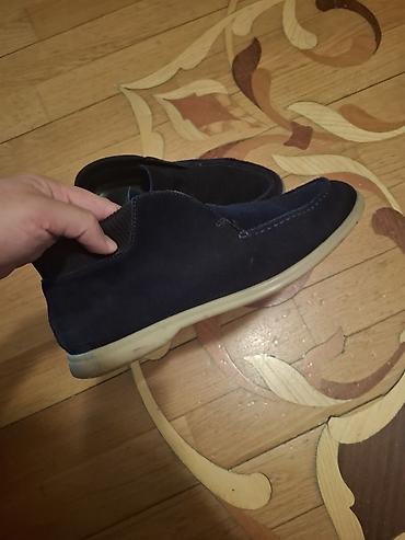 Ayaqqabılar: 250 manata alinib.Kişi ayaqqabısı – tünd mavi rəngdə mokasin/loafer — 1