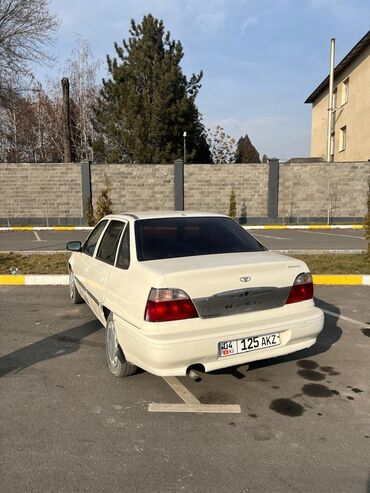 Daewoo: Daewoo Nexia: 2008 г., 1.5 л, Механика, Бензин, Седан