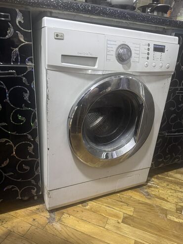 Paltaryuyan maşınlar: Paltaryuyan maşın LG, 7 kq, Avtomat, Qurutmasız