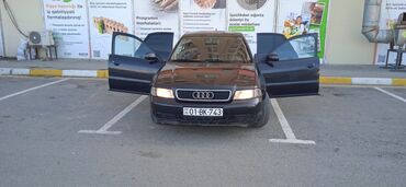 Audi A4: 1.8 l | 1997 il Sedan