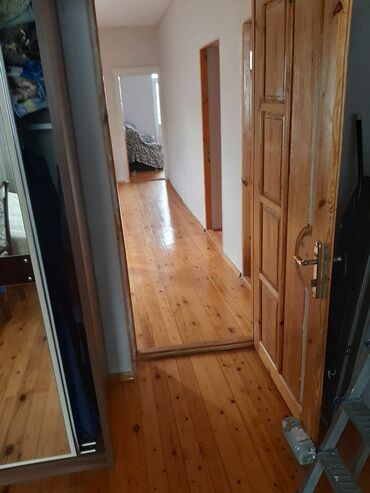 Həyət evləri və villaların satışı: 250kv 2 mertebe yuxarda 4 otaq asagida 4 otaq evin uzunluğu -da lalafo.az — 47 Həyət evləri və villaların satışı: 250kv 2 mertebe yuxarda 4 otaq asagida 4 otaq evin uzunluğu — 47