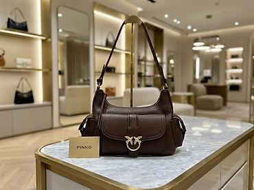 pinko: Çiyin çantası, Pinko, Yeni — 6