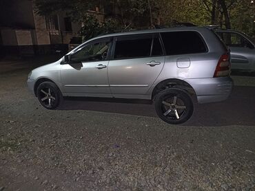 Toyota: Toyota Corolla: 2000 г., 1.5 л, Механика, Бензин, Универсал