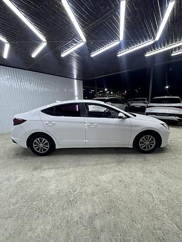 avalon 2017: Hyundai Elantra: 2019 г., 1.6 л, Автомат, Газ, Седан — 3