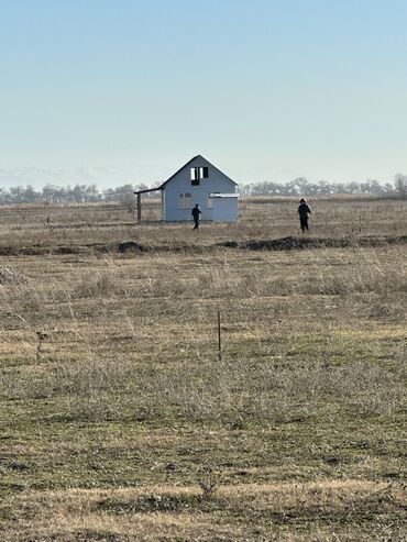 продаю дом аэропорт манас: 423 соток, Курулуш, Кызыл китеп, Техпаспорт