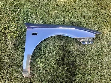 8r0 907 472: KRILO DESNO ZA SEAT LEON, TOLEDO OD 2000. DO 2005. GOD. | Krilo — 1