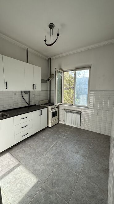 3квартира: 3 комнаты, 63 м², 105 серия, 4 этаж, Косметический ремонт