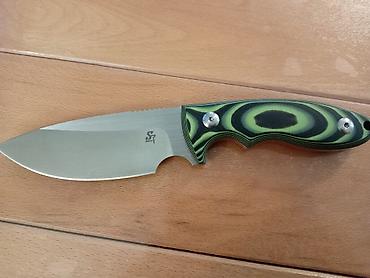 Lov i ribolov: Fiksni nož - Oštrica: široka drop-point forma sa sekundarnim usekom — 1