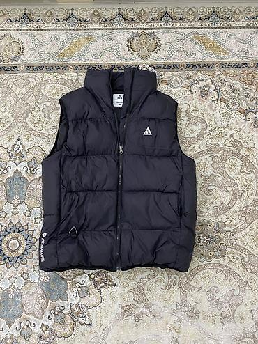 pure guard: Пуховый жилет Nike ACG с утеплителем PrimaLoft - Цвет: черный - — 1