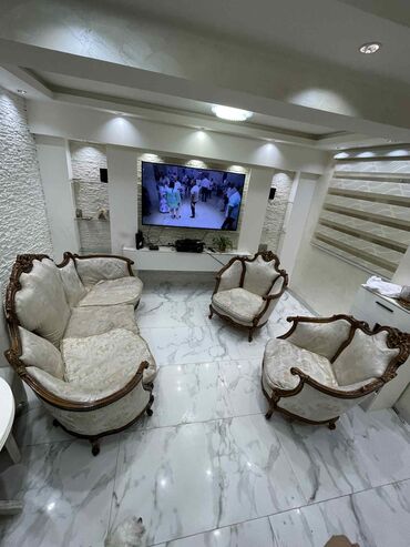 Stilske garniture: Garnitura za dnevnu sobu – klasični barokni stil u dobrom stanju - — 7