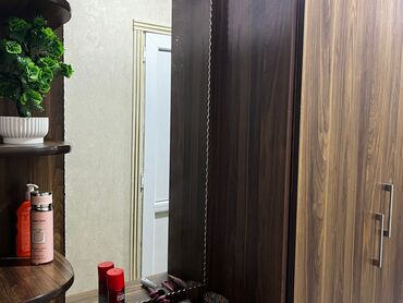 Köhnə tikili: Satılır: tam təmirli, zövqlə dizayn edilmiş 2 otaqlı mənzil üçün mebel — 18