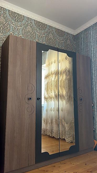 *Sada* dolab fabrik istehsalı ela vəziyyətdədir 200 AZN ünvan Bine