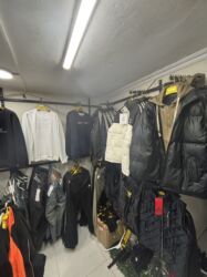 Digər mağaza avadanlığı: Kişi geyimləri mağazsaı hazır biznes kimi satılır, təcili pul lazım -da lalafo.az — 12 Digər mağaza avadanlığı: Kişi geyimləri mağazsaı hazır biznes kimi satılır, təcili pul lazım — 12