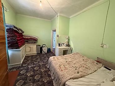 Продажа квартир: 2 комнаты, 47 м², Сталинка, 2 этаж, Старый ремонт — 1