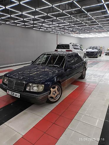 обмен 124: Mercedes-Benz E-Class: 1995 г., 2.2 л, Автомат, Бензин, Седан — 2